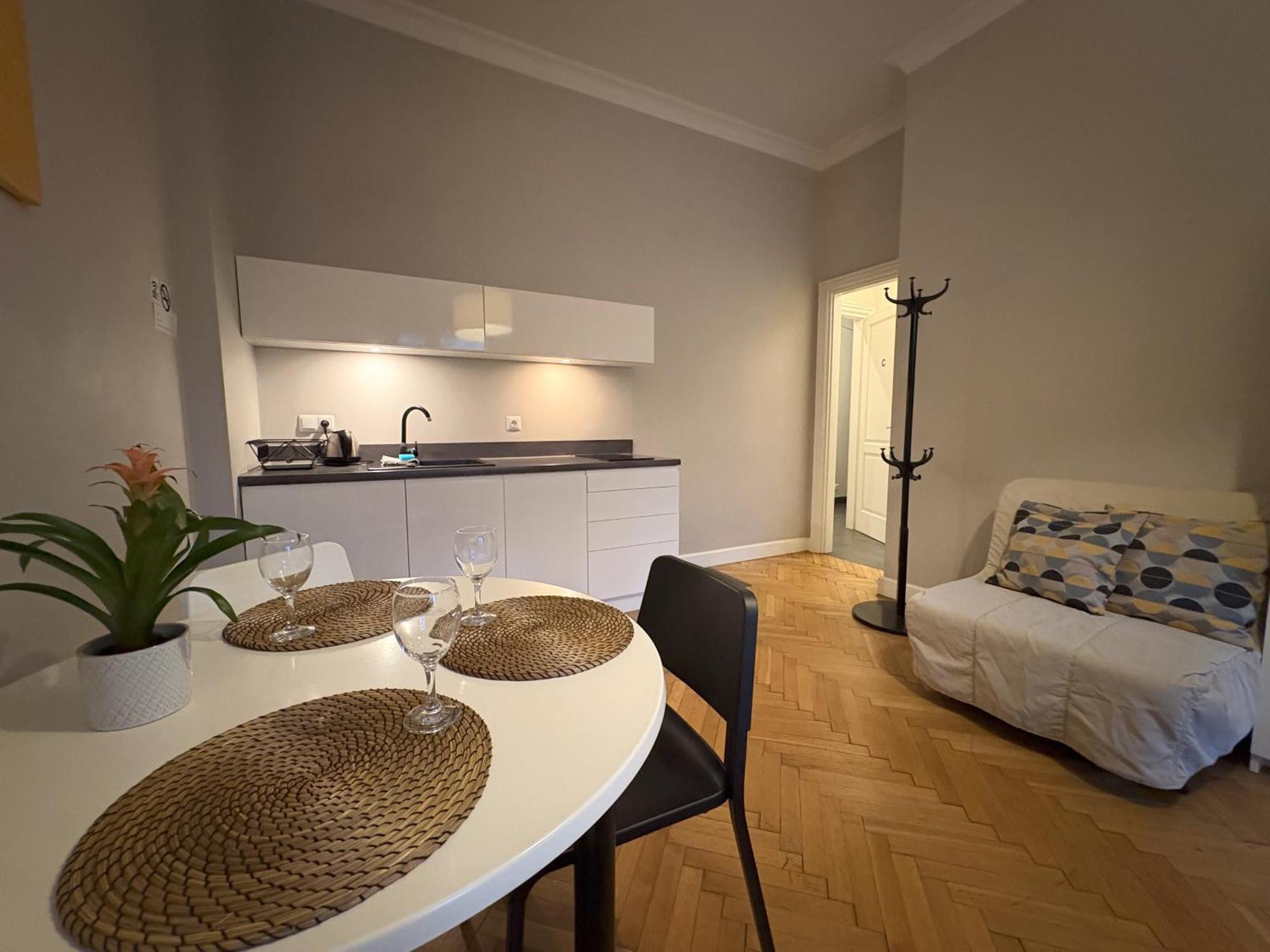Place Warszawska Apartment *